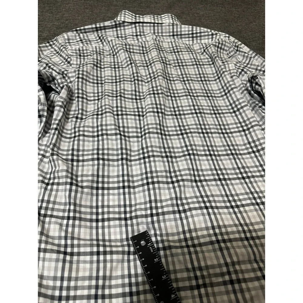 Banana Republic Men's L Plaid Long Sleeve Shirt‎